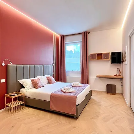 Reno 4*