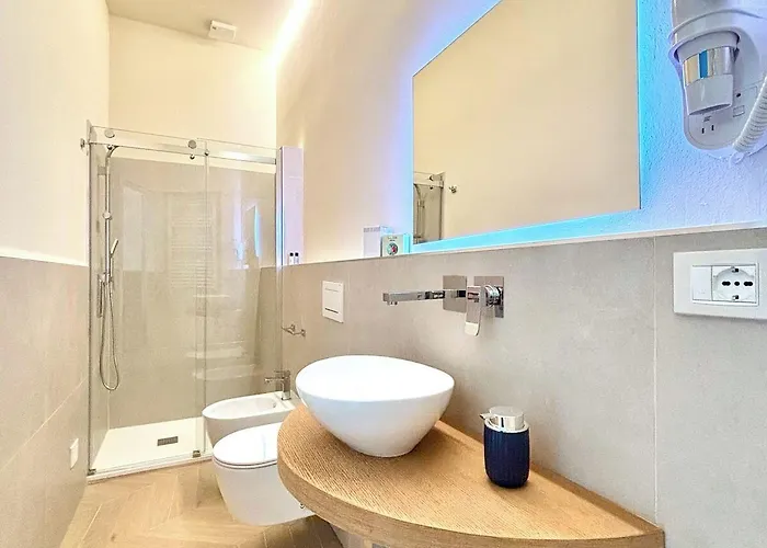 Reno 4*
